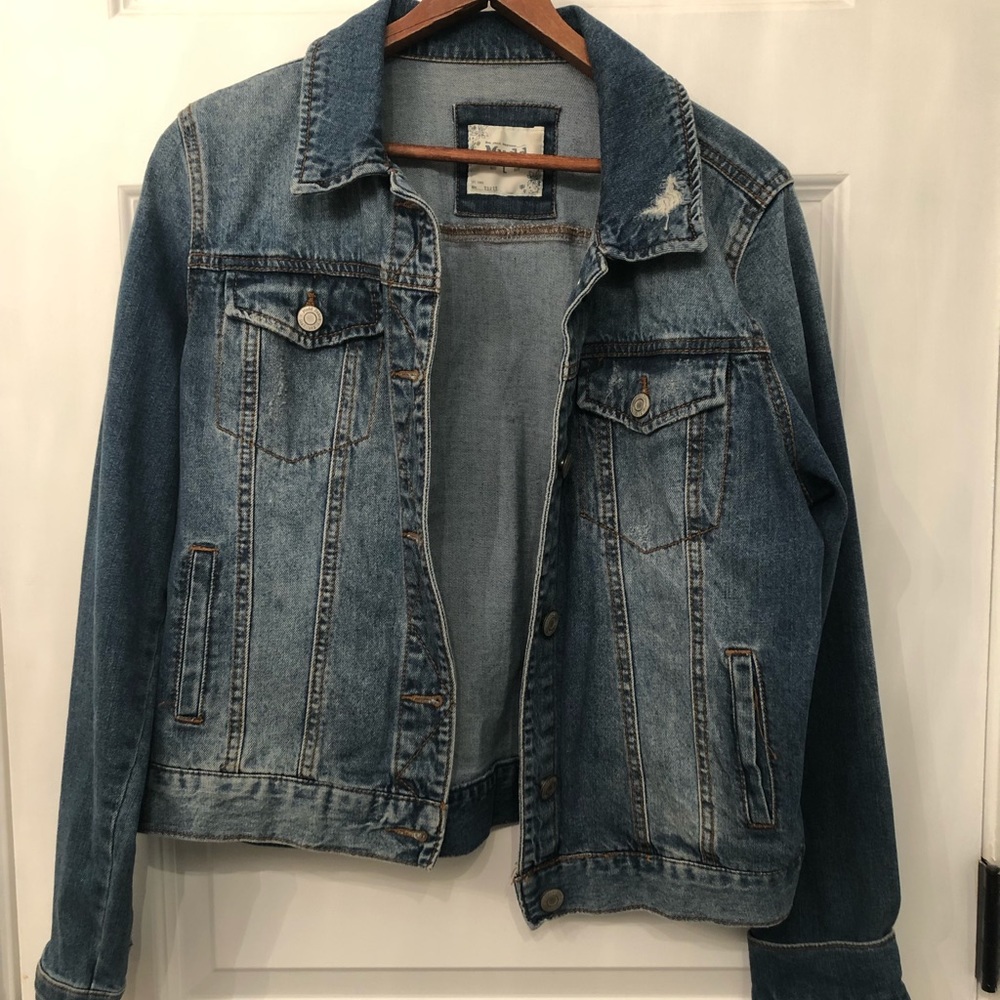 COPY - Large Cropped Mudd Women’s Jean Jacket